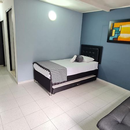 New Cozy Apartment In The Poblado, San Lucas Medellín Zewnętrze zdjęcie