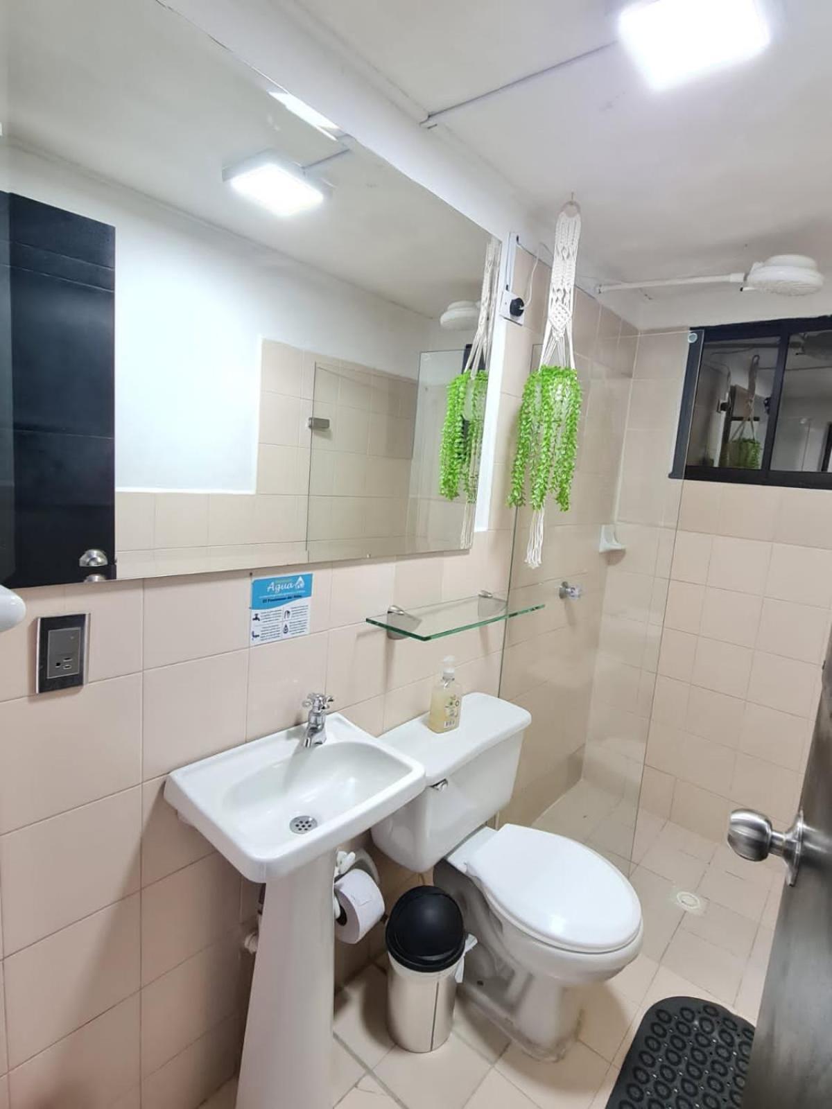 New Cozy Apartment In The Poblado, San Lucas Medellín Zewnętrze zdjęcie