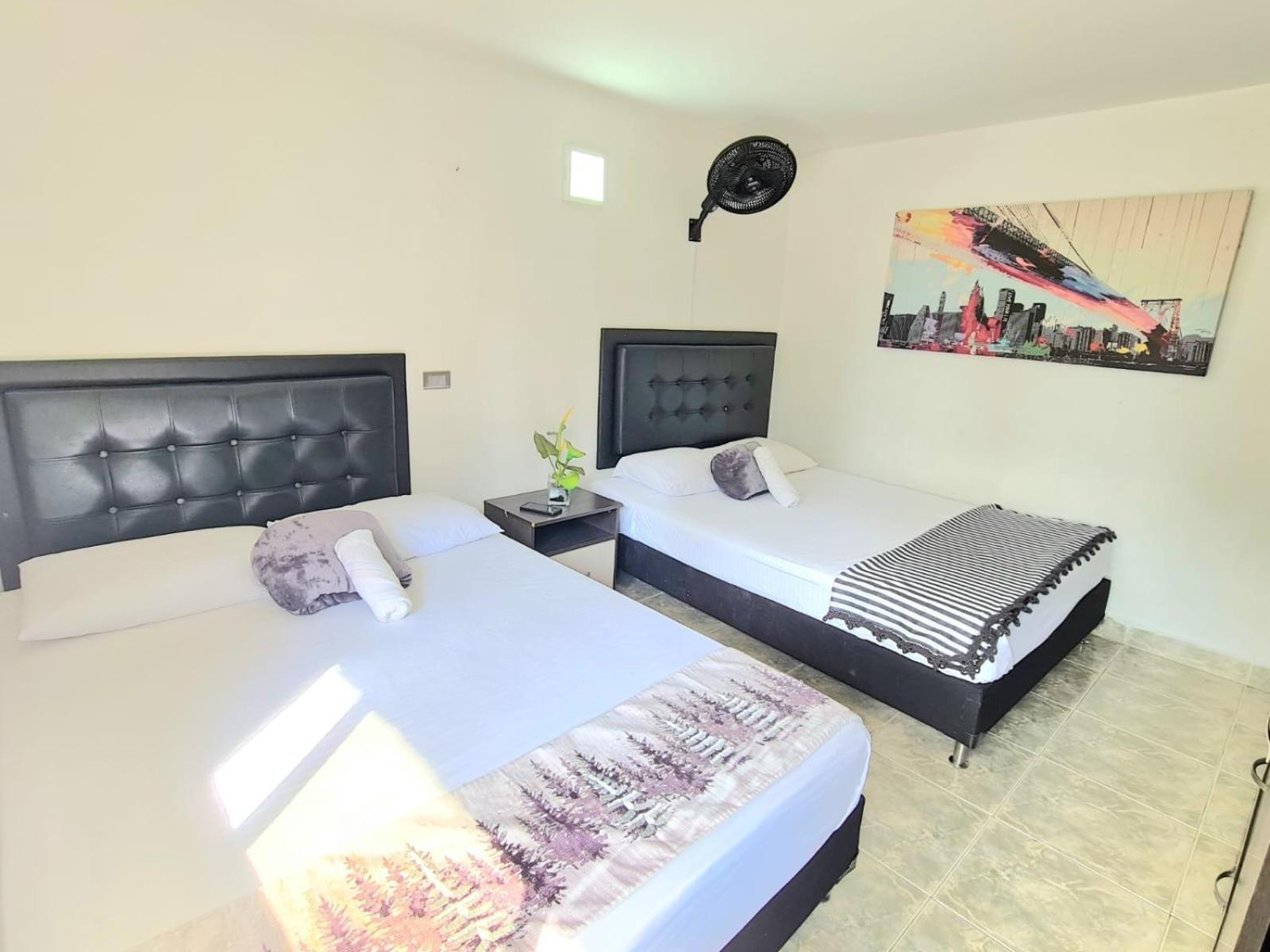 New Cozy Apartment In The Poblado, San Lucas Medellín Zewnętrze zdjęcie