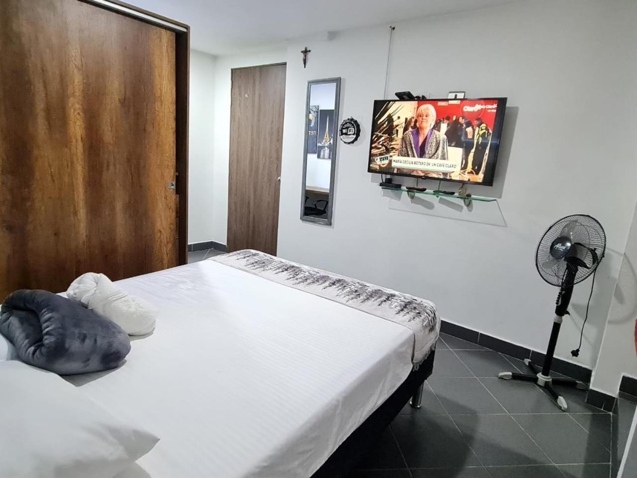 New Cozy Apartment In The Poblado, San Lucas Medellín Zewnętrze zdjęcie